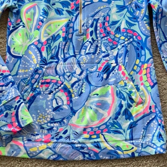 Lilly Pulitzer 50+ UPF Skipper Popover - Picture 5 of 7